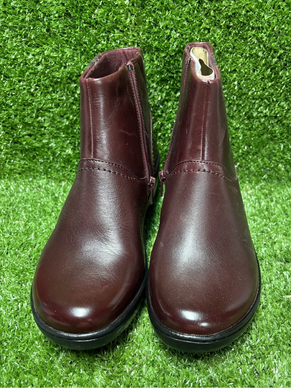 Clarks Women's Burgundy Ankle Boots